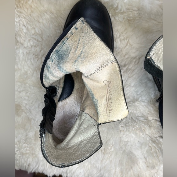 John Fluevog F Shoes Size 9.5-10 Bobbi Side Zip Black Ankle Boots DISCONTINUED - Picture 8 of 13